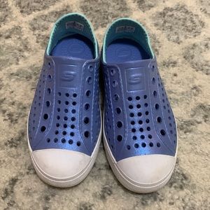 Skechers girls slip on shoes